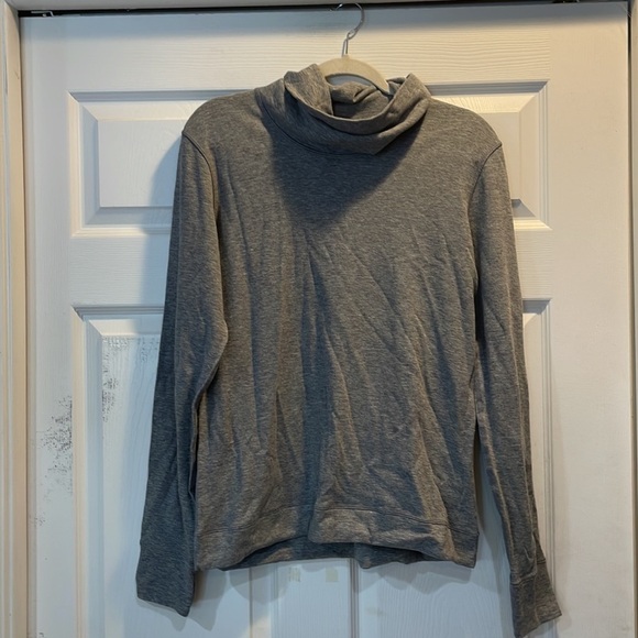 Lululemon Gray Double Up Reversible Cowl Neck Top 8 - Picture 3 of 10